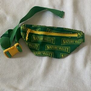 Nature valley Fanny pack